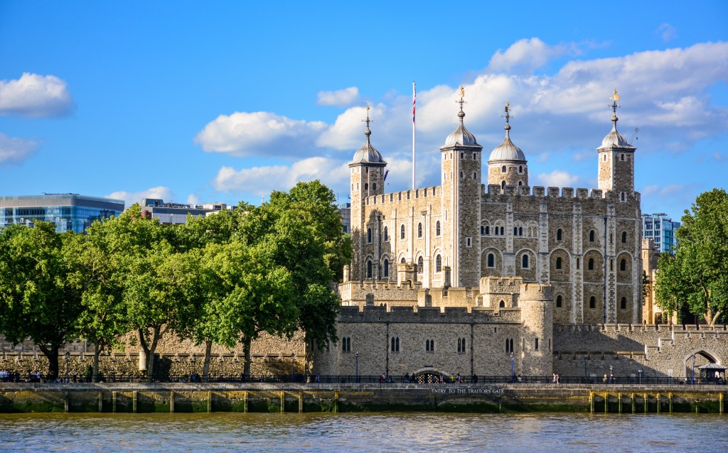 The Tower of London: Embark on a Journey through History and&nbsp;Mystery